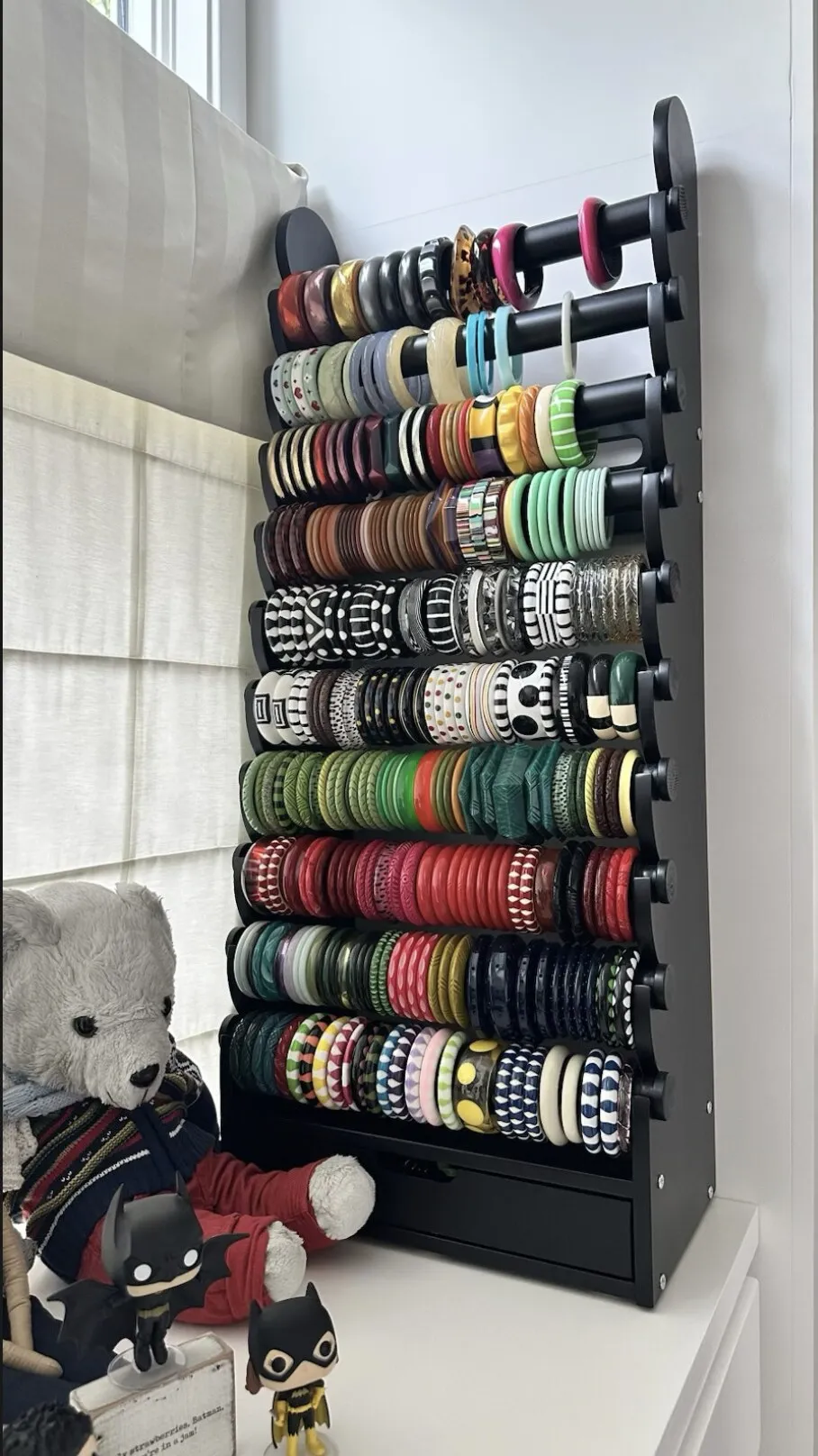 a customer’s own Giant bracelet display, in their space — view 15